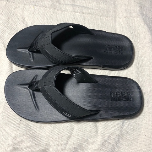 reef contoured cushion mens sandals